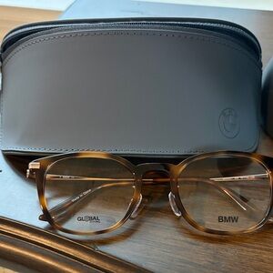 BMW Tortoise Shell Eyeglass Frames New With Case BW5021